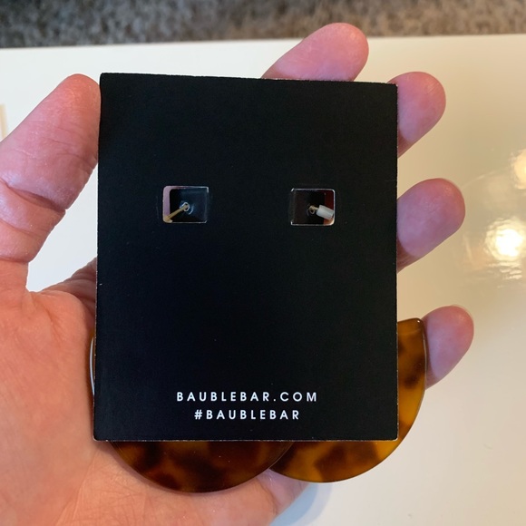 BaubleBar Tortoise Earrings- New - Picture 3 of 5